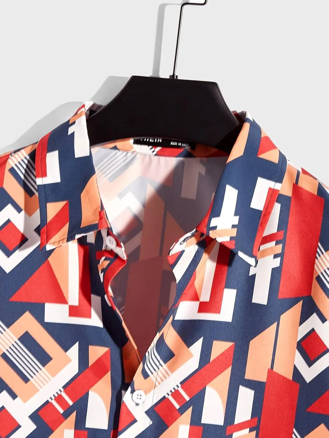 WDIRARA Men's Button Up Short Sleeve Cat Print Beachwear Striped Pocket Hawaiian Shirt Casual Collar Top